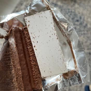 Olala Tiramisu’da Parçacıklar, Aşırı Koku Ve Sertlik Gıda Güvenliği Şikayeti