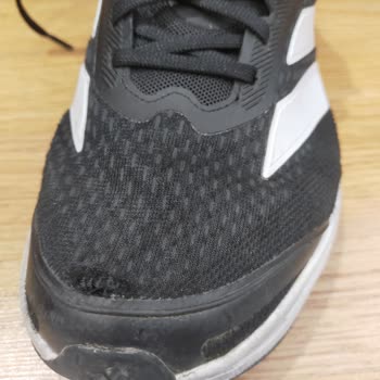 Boyner'de Aldığım Adidas Koşu Ayakkabısının 15 Gün İçinde Yırtılması Ve Haksız Sorumluluk İddiası