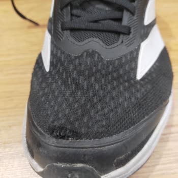 Boyner'de Aldığım Adidas Koşu Ayakkabısının 15 Gün İçinde Yırtılması Ve Haksız Sorumluluk İddiası