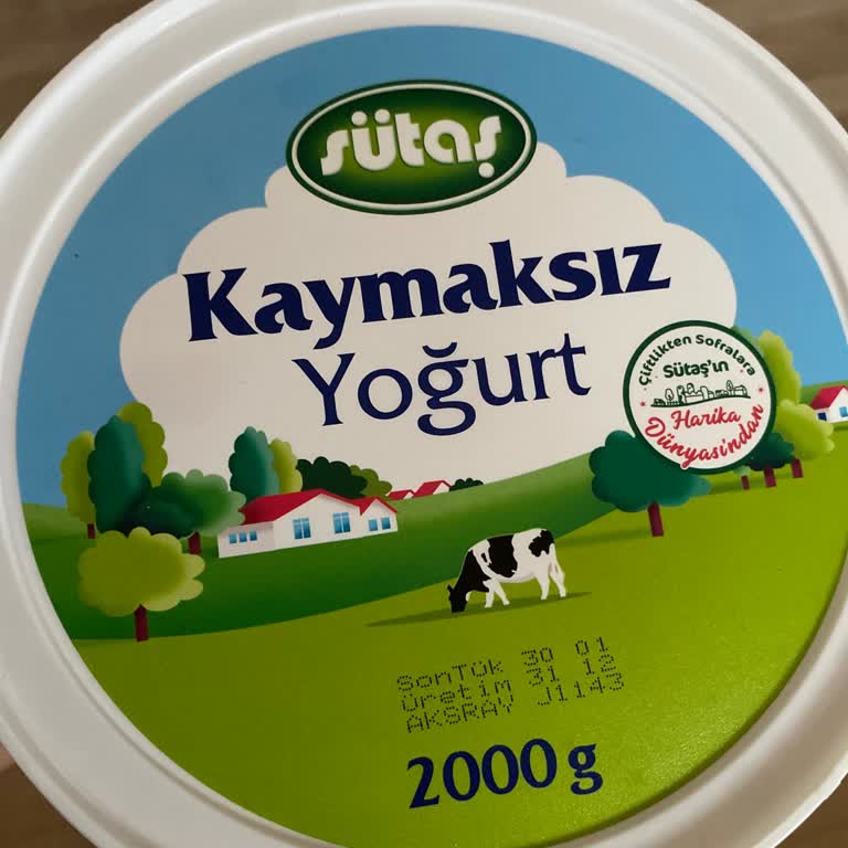 Sütaş Kaymaksız Yoğurdunda Tuzlu Tat!
