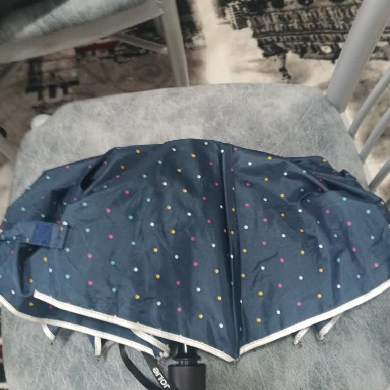 Bozuk Şemsiye İade Reddi Ve Çalışanın Kaba Tavrı