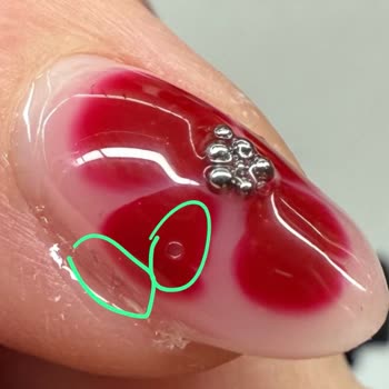 Hijyen Ve Bakteriyel Risk Nedeniyle Çilek Nail House'tan Açıklama Ve Özür Talebi