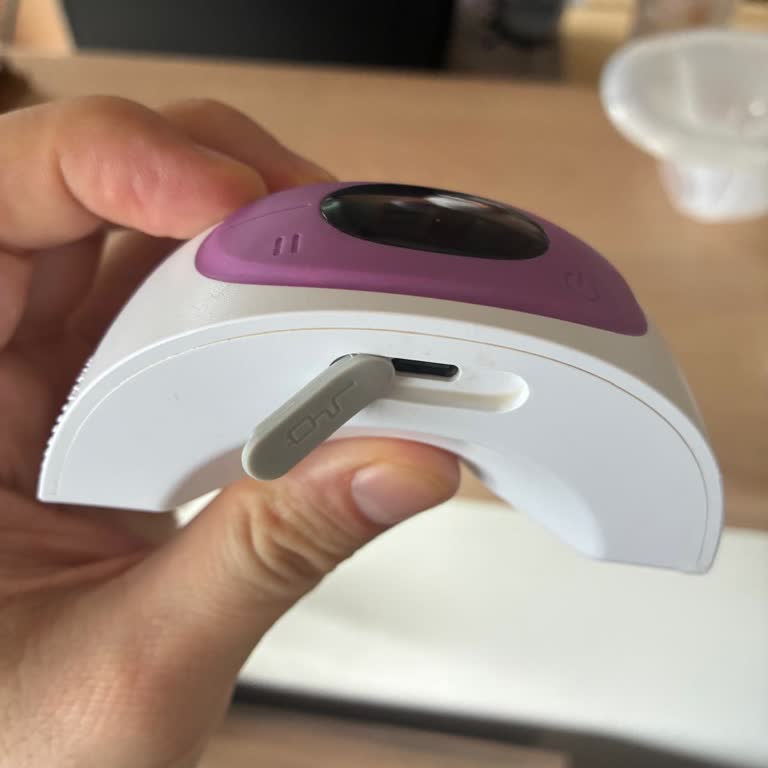 Şarj Ünitesindeki Açık Kapağından Süt Sızması Cihazı Bozdu