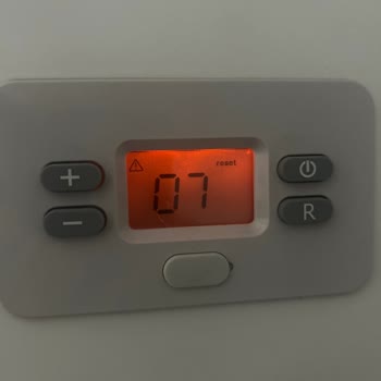 Warmhaus Servis 14 Gün Gecikti, Sıcak Su Kullanamıyoruz