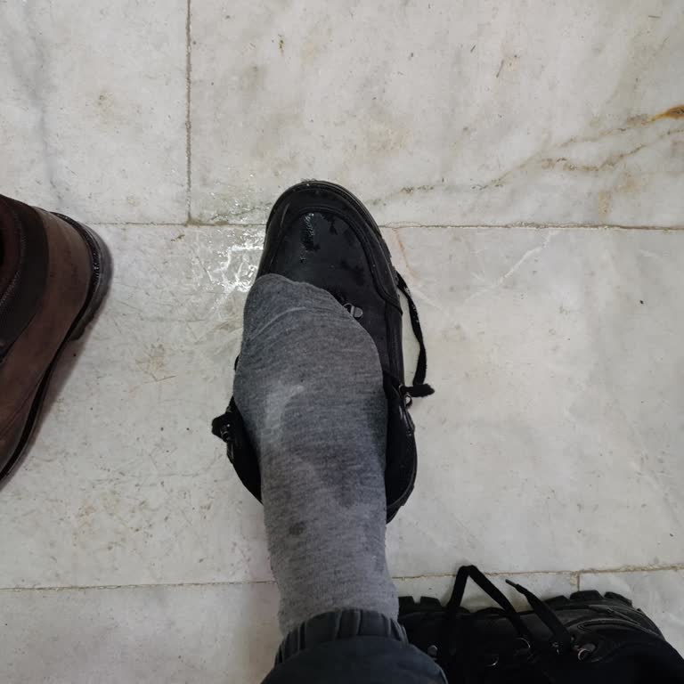 Ayıplı Botların Su Geçirmesi Ve Sağlık Riski Nedeniyle Değişim Talebi