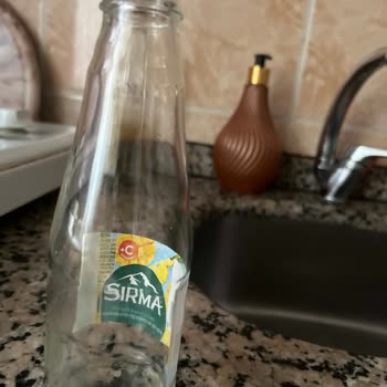 Etiketi Ters Basılmış Sırma Mango Ananas Maden Suyu