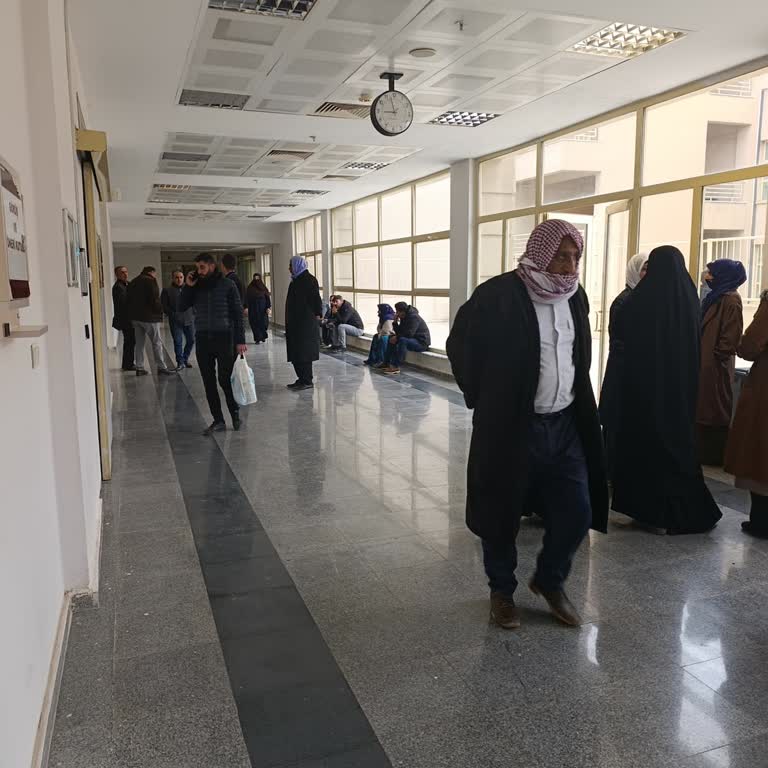 Yoğun Bakım Bekleme Alanında Oturma Ve Su İmkanı Eksikliği