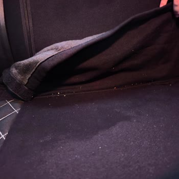 Renault Fluence Arka Koltukta Su Sızdırması Ve Yetkili Servis Çözüm Üretememesi