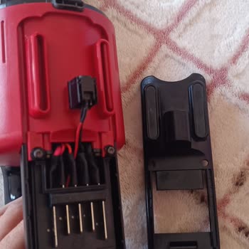 Garanti Kapsamında Batarya Takma Yerinin Kırılması