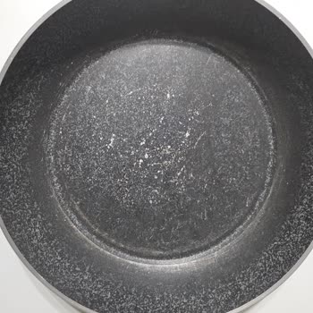 Granit Tava İç Yüzeyinin Hızlı Soyulması Ve Garanti Kapsamında Değişim Talebi