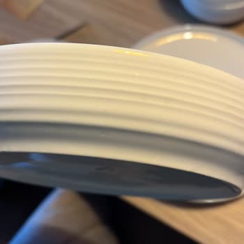 Karaca Züccaciye Mağazasından Bozuk Tabaklar İçin Yedek Parça Ve Hızlı Çözüm Talebi