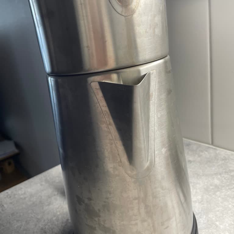 Arzum Çaycısında Erken Lekeler Ve İade Talebi