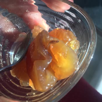 Kestane Şekeri Paketi İçinde Kurt Keşfi Hijyen Ve Kalite Endişesi