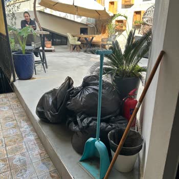 Kıbrıs Avenue Otelinde Yanıltıcı Tanıtım, Temizlik Eksikliği Ve İade Reddi