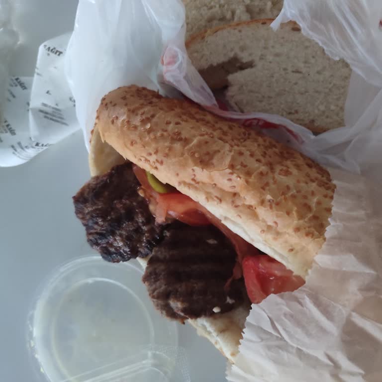 Yanlış Ürün Gönderimi Ve Destek Bulunamaması Nedeniyle Ücret İadesi Talebi