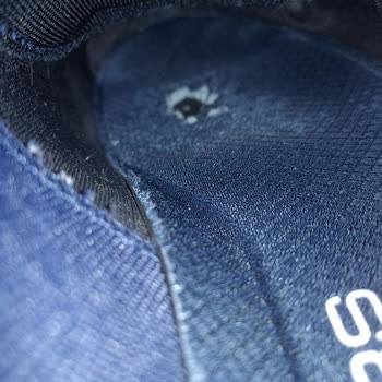 Skechers Ayakkabı İç Tabanı Üç Ayda Parçalandı, Garanti Sürecinde Kullanıcı Hatası