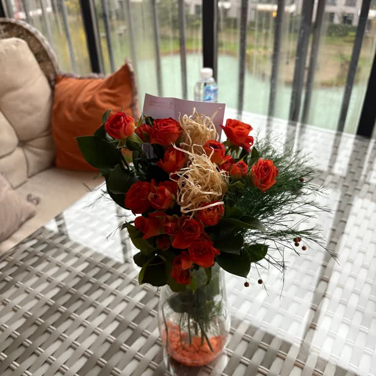 Turuncu Çardak Gül Aranjmanı Görseldekiyle Uyumsuz İade Talebi