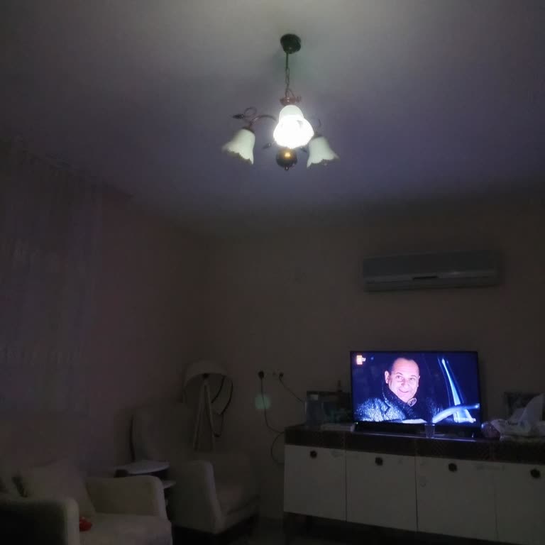 Acil Voltaj Düşüklüğü Ve Kesintiler Nedeniyle Çocuklu Ailede Güvenlik Ve Cihaz Sorunları