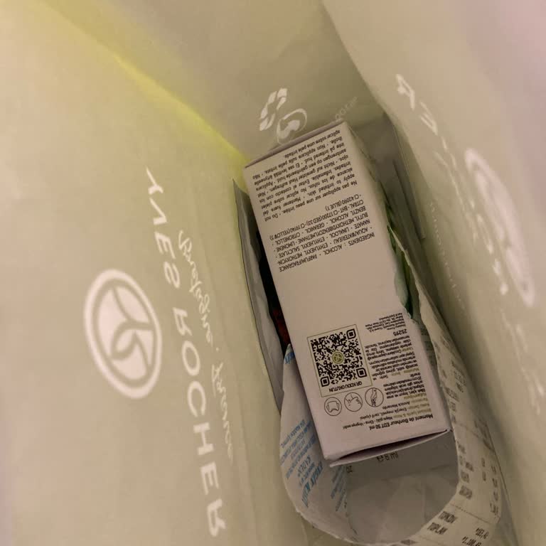 Yves Rocher Müdür Parfümü Açıp Kullanarak İadeyi Reddetti