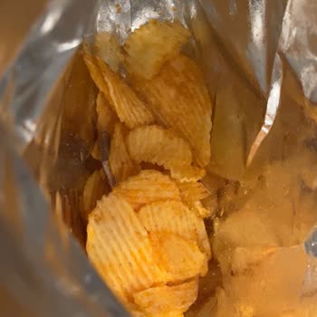 Kullanılmış Yara Bandı Çıkan Ketçaplı Ruffles Cipsinde Hijyen İhlali