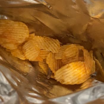 Kullanılmış Yara Bandı Çıkan Ketçaplı Ruffles Cipsinde Hijyen İhlali