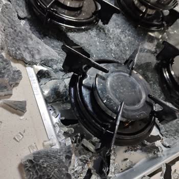 Kumtel Ankastre Ocak Camı Patladı: Güvenlik Riski Ve Ücretsiz Değişim Talebi