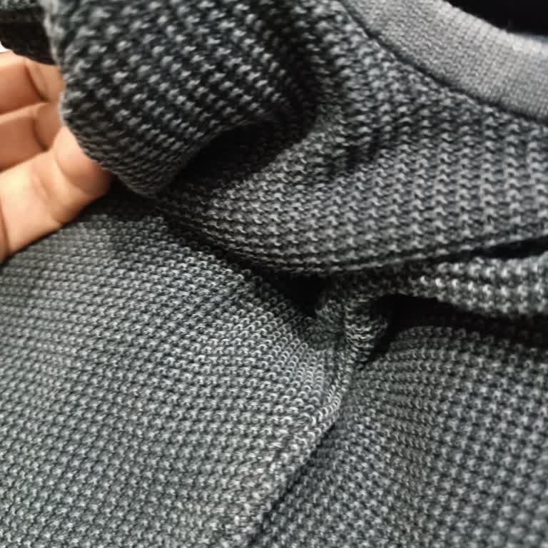 Mavi Kazakta Kısa Sürede Renk Solması Ve Beden Genişlemesi