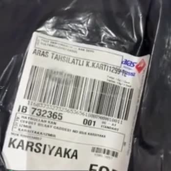 Fest Danışmanlık Ve Depolama Duvar Aplik Yerine Duvar Kağıdı Göndermiş!