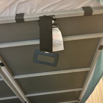 Ayıplı Baza Ve Başlıkta Kalitesiz Malzeme Çatlağı Ücretsiz Değişim Talebi