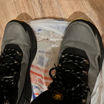 FLO Ayakkabı Su Geçirmez Bot Sızıntı Sorunu Ve İade Talebi