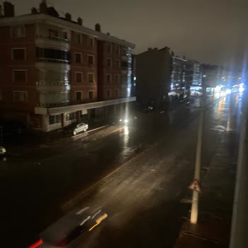 Karatay’da Uzun Süreli Elektrik Kesintisi, Bilgi Eksikliği Ve Tazmin Talebi