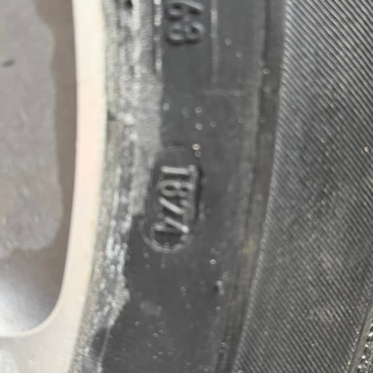 Batı Lastik’te Eski Tarihli Lastik Takıldı, Cevap Gelmedi