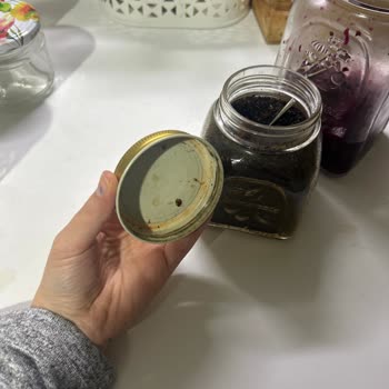 Paslanan Kapaklar Nedeniyle Sağlık Endişesi Ve Ücretsiz Değişim Talebi