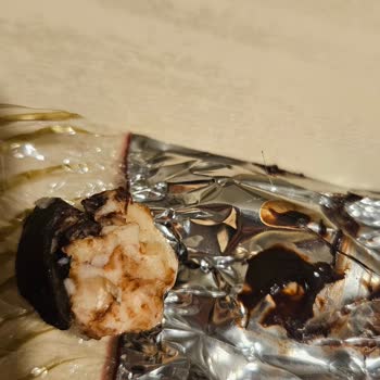 Lavi Çikolatasında Saç Ve Kıl Tespiti Hijyen Sorunu Şikayet Edildi