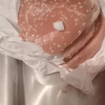 Burger King Sancaktepe Şubesinde Hatalı Siparişler Ve Hijyen Sorunları