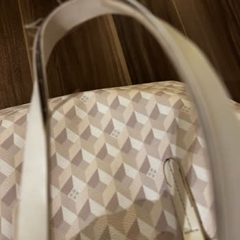 Beymen Çantasının Kulpunun Kısa Sürede Deforme Olması Ve İade Talebi