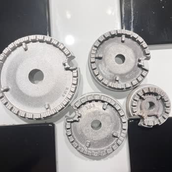 Bosch Ocakta Üç Gözde Paslanma Ve Kararma