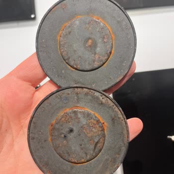 Bosch Ocakta Üç Gözde Paslanma Ve Kararma