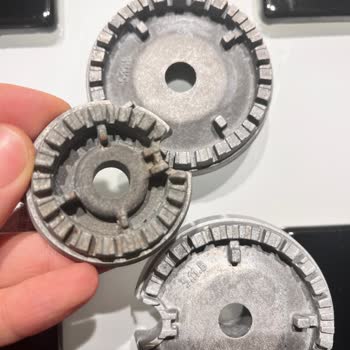 Bosch Ocakta Üç Gözde Paslanma Ve Kararma