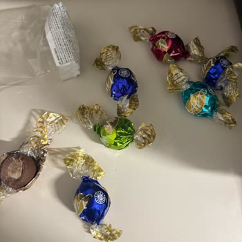 Kahve Dünyası Ambalajı Açılmış Ve Isırılmış Çikolata: Sağlık Riski Ve Hijyen İhlali!