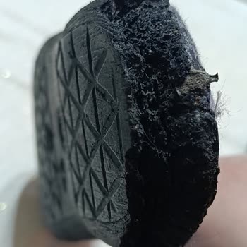 Gezer Terliklerinde 15 Gün İçinde Topukların Dağılması Ve Açılması