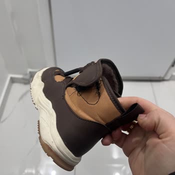 Vicco Çocuk Botunun Cırt Kısımlarının Erken Kopması Ve Değişim İsteği