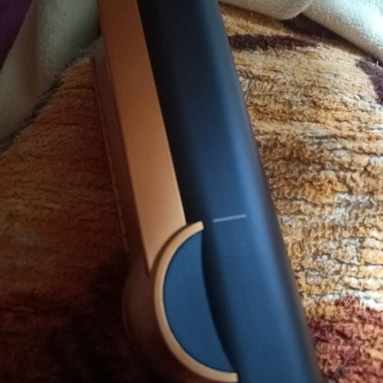 Dyson Airstraight’ın Saçlarda Elektriklenme Ve Sertleşmeye Neden Olması Ve İade Sorunu