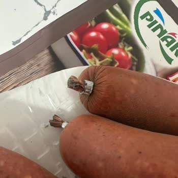 Küflü Sucuk Üzerine Cevapsız İade Talebi