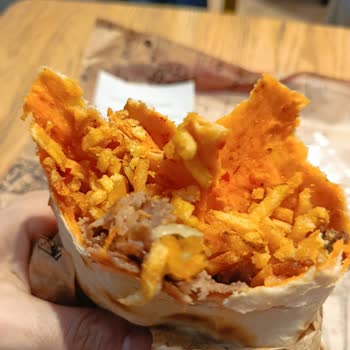 Döner Dürümde Neredeyse Hiç Döner Yok, 300 TL Ücret Çok Fazla