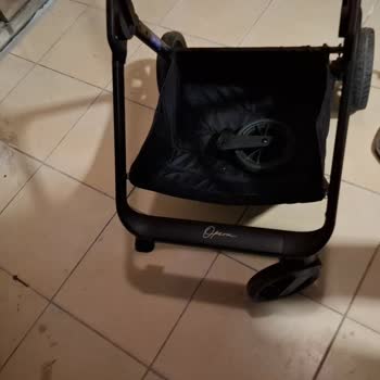 Pierre Cardin Bebek Arabasında Tekerlek Kırılması Ve Güvenlik Riski