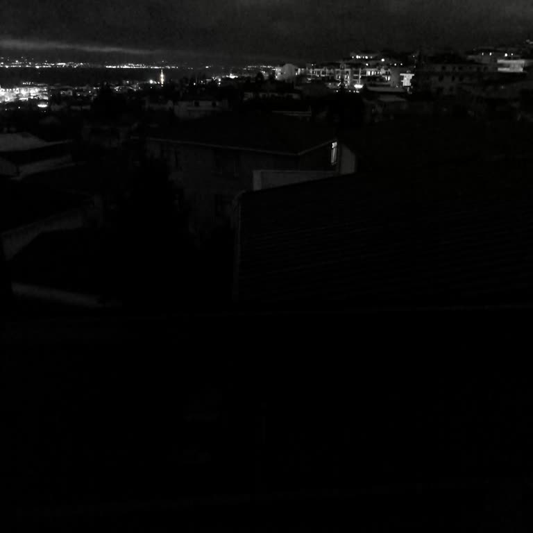 Darıcadan Sürekli Elektrik Kesintileri Ve SEDAŞ'tan Kalıcı Çözüm Talebi