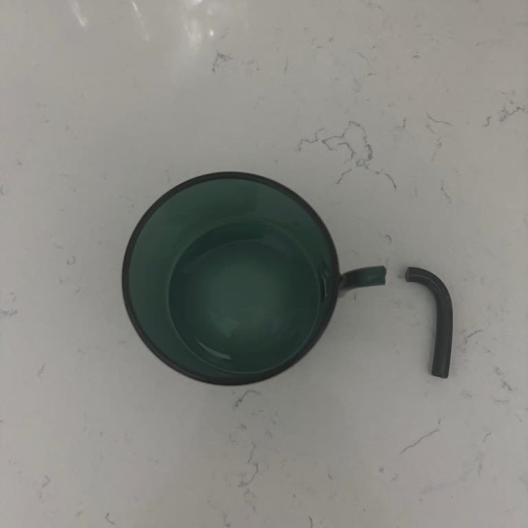 İlk Kullanımda Kulp Ayrılan Borosilikat Kupa İçin Değişim Ve İade Talebi