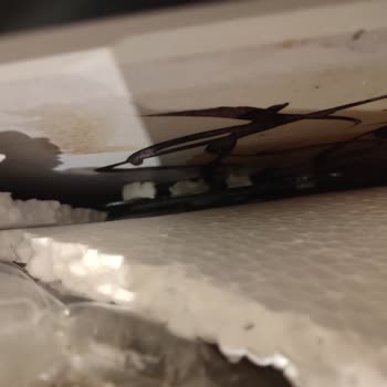 Kırık Tablonun İadesi İçin Müşteri Hizmetlerinden Cevap Bekleyen Mağduriyet