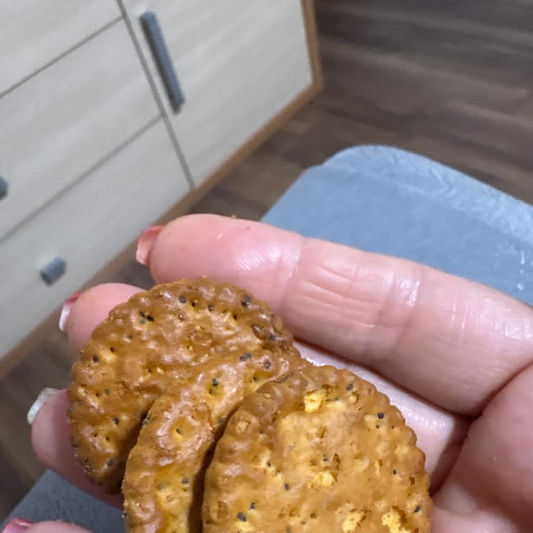 Master Baker Crackers Ürününde Yanmış Krakerler Kalite Sorunu
